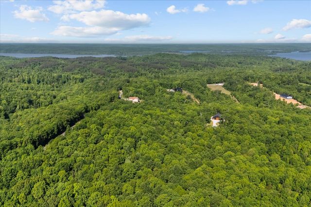 2440 Richland Harbor Rd, Waverly, TN 37185