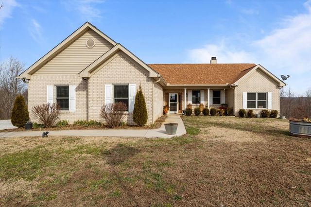 2440 Richland Harbor Rd, Waverly, TN 37185