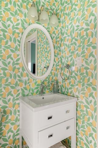 722 Tenna Loma Court, Dallas, TX 75208