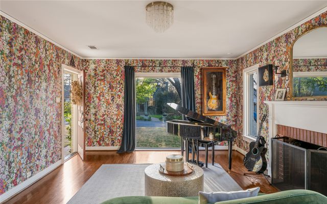 722 Tenna Loma Court, Dallas, TX 75208