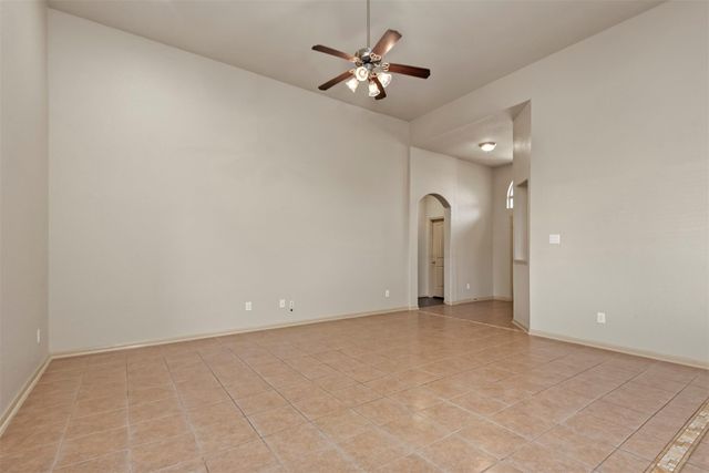 8734 Auburn Mane Drive, Tomball, TX 77375