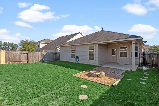 8734 Auburn Mane Drive, Tomball, TX 77375
