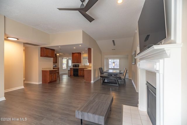 205 Hepworth Way, Wilmington, NC 28412