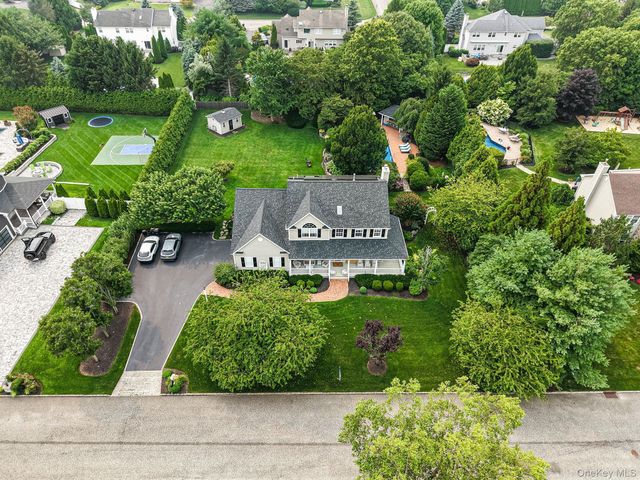 19 Sweetgum Lane, Miller Place, NY 11764