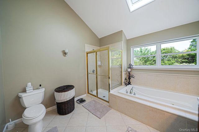 19 Sweetgum Lane, Miller Place, NY 11764