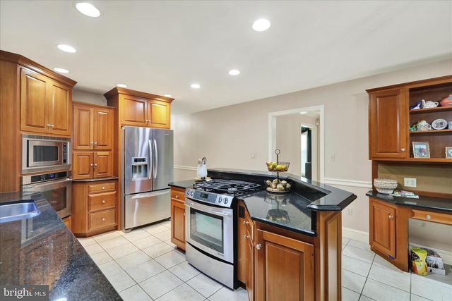 1635 MEADOWLARK RD, Reading, PA 19610