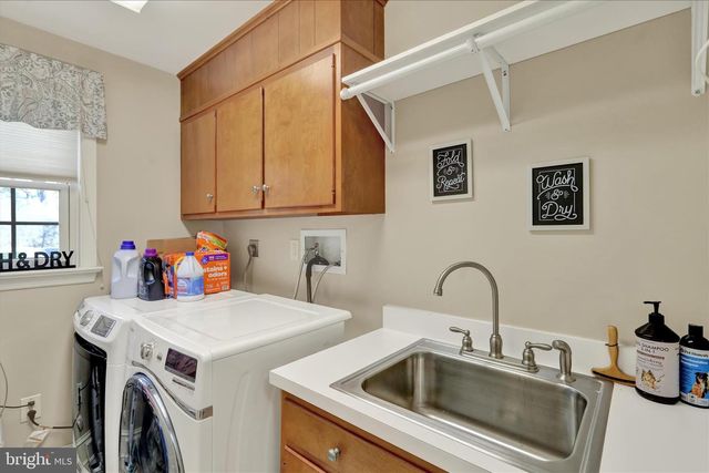 1635 MEADOWLARK RD, Reading, PA 19610