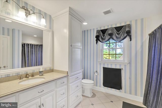 1635 MEADOWLARK RD, Reading, PA 19610