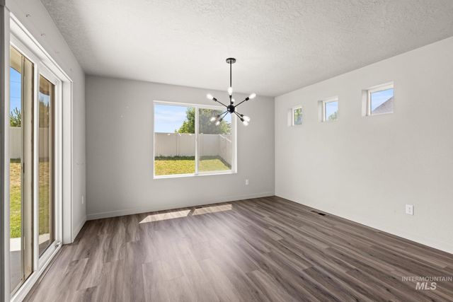 4065 E Eagle Ridge Drive, Nampa, ID 83686