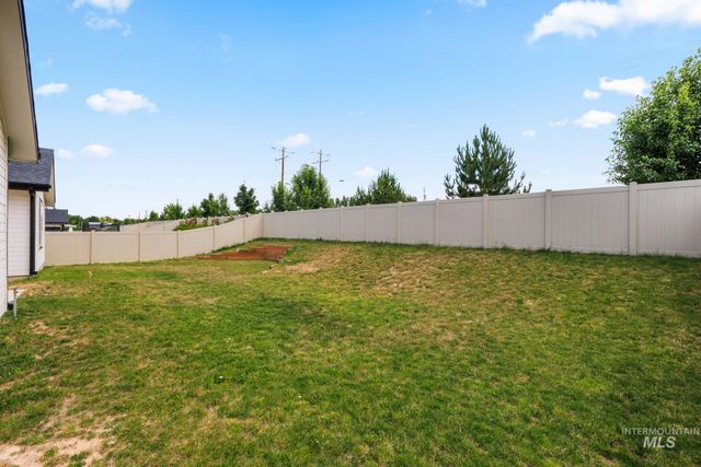4065 E Eagle Ridge Drive, Nampa, ID 83686