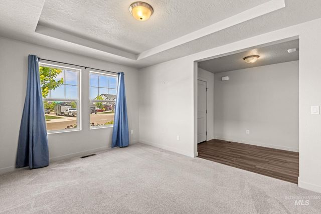4065 E Eagle Ridge Drive, Nampa, ID 83686