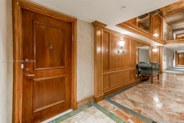 19707 Turnberry Way 22G, Aventura, FL 33180