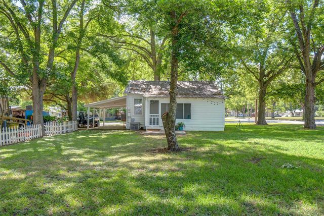 508 Turney ST, Smithville, TX 78957