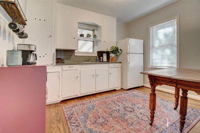 508 Turney ST, Smithville, TX 78957
