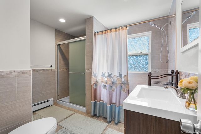 48 Daffodil Lane, Wantagh, NY 11793