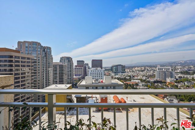 10727 Wilshire Boulevard 1801, Los Angeles, CA 90024