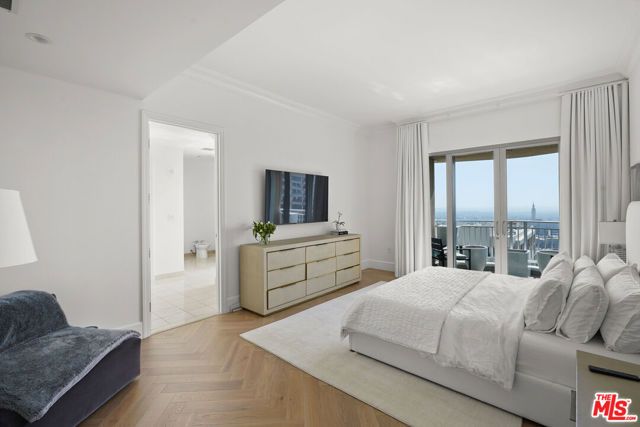 10727 Wilshire Boulevard 1801, Los Angeles, CA 90024