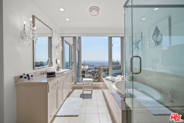 10727 Wilshire Boulevard 1801, Los Angeles, CA 90024