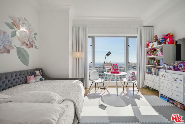 10727 Wilshire Boulevard 1801, Los Angeles, CA 90024