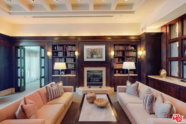 10727 Wilshire Boulevard 1801, Los Angeles, CA 90024