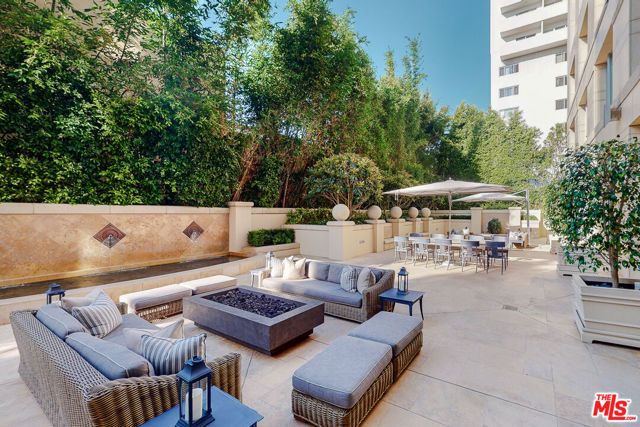 10727 Wilshire Boulevard 1801, Los Angeles, CA 90024