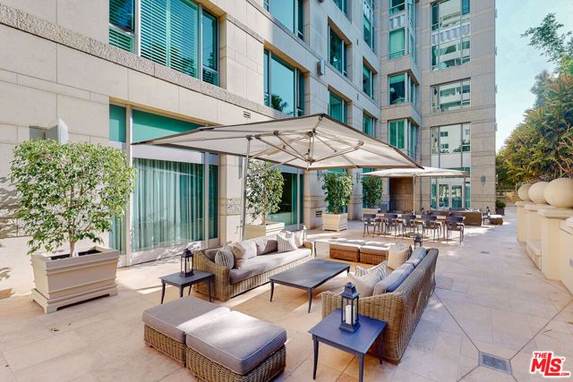 10727 Wilshire Boulevard 1801, Los Angeles, CA 90024