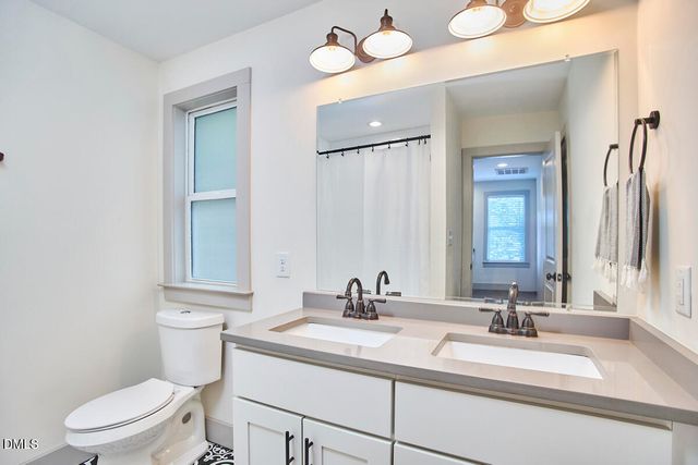 3 Maple Street, Raleigh, NC 27610