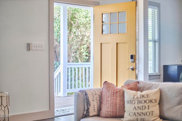 3 Maple Street, Raleigh, NC 27610