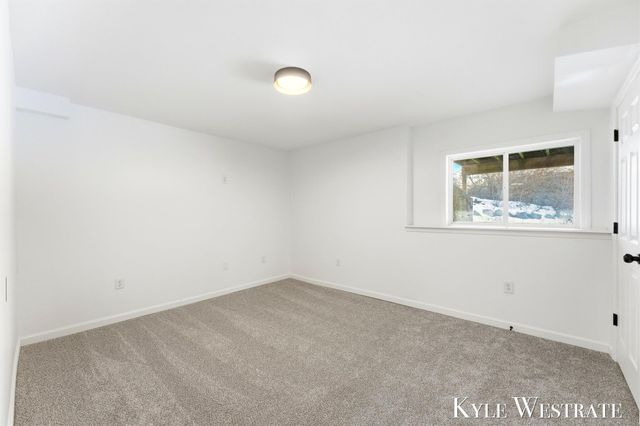 7976 10 Mile Road Ne, Cannon Twp, MI 49341