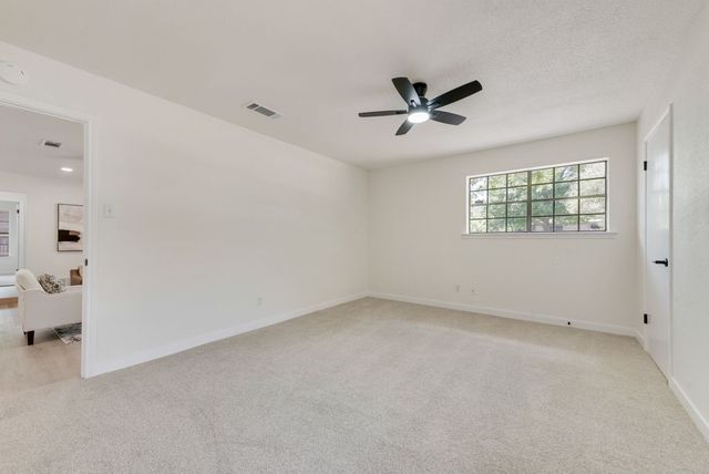 203 Sunset Court, Arlington, TX 76013