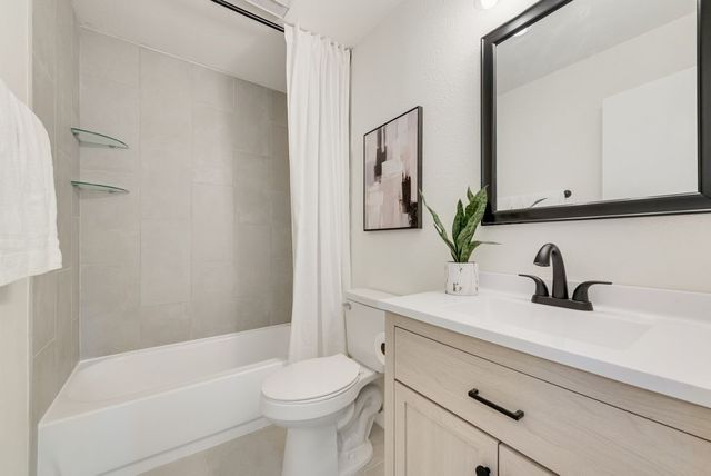203 Sunset Court, Arlington, TX 76013