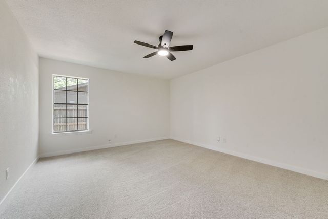 203 Sunset Court, Arlington, TX 76013