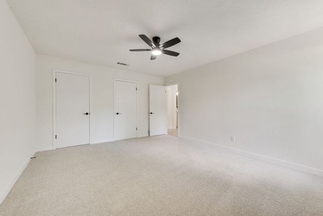203 Sunset Court, Arlington, TX 76013