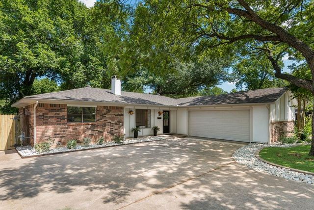 203 Sunset Court, Arlington, TX 76013