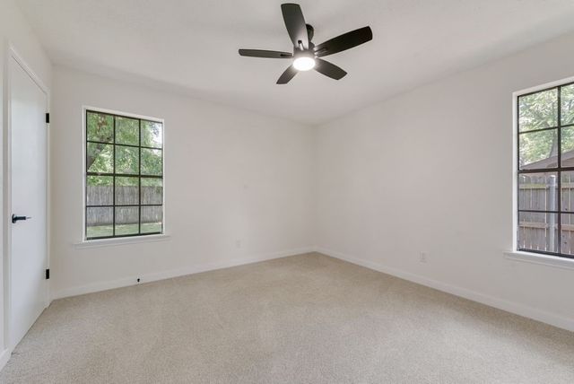 203 Sunset Court, Arlington, TX 76013