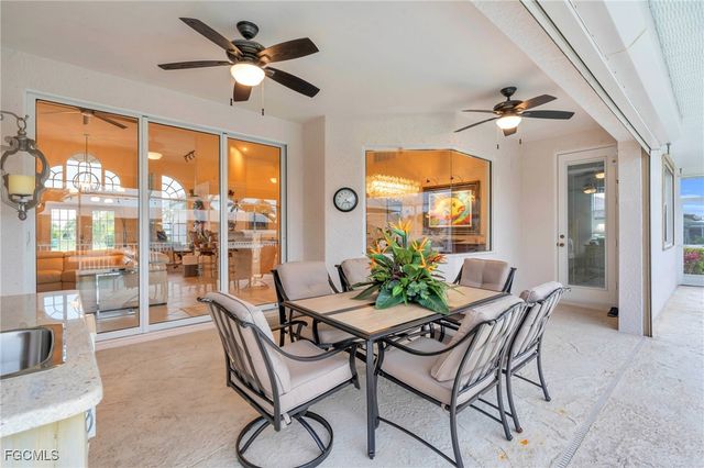 127 SW 53rd TER, Cape Coral, FL 33914