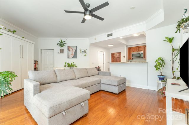 300 W 5th Street 250, Charlotte, NC 28202