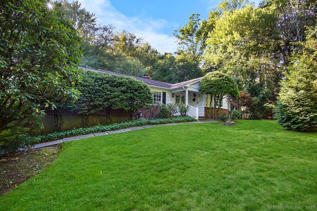 2180 Cross Highway, Fairfield, CT 06824