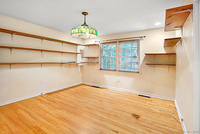 2180 Cross Highway, Fairfield, CT 06824