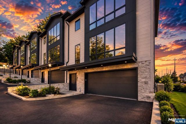401 A Grand Avenue A, Leonia, NJ 07605