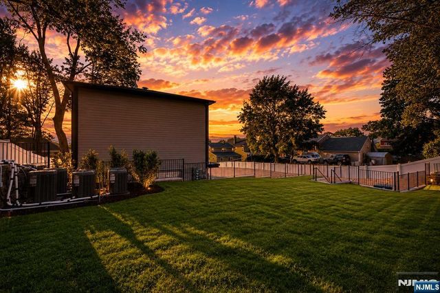 401 A Grand Avenue A, Leonia, NJ 07605