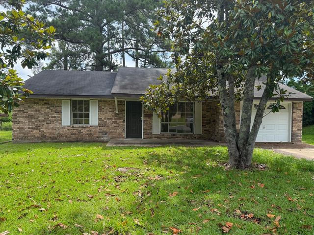 1107 Spruce, Leesville, LA 71446