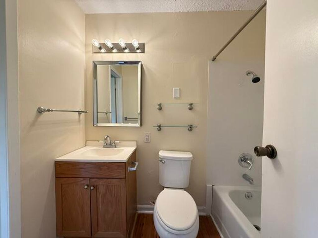 1107 Spruce, Leesville, LA 71446