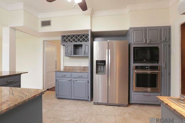 1233 Perkins Rd, Baton Rouge, LA 70806