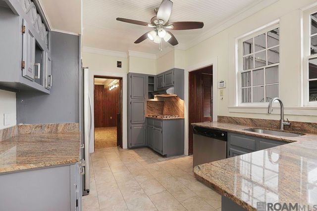 1233 Perkins Rd, Baton Rouge, LA 70806