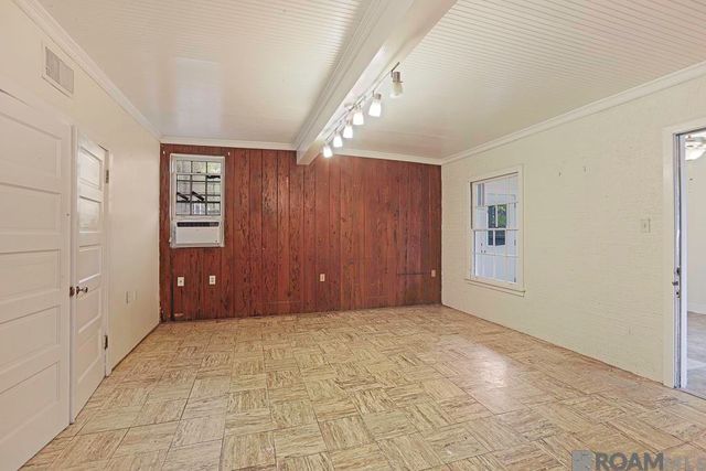 1233 Perkins Rd, Baton Rouge, LA 70806