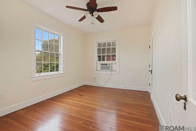 1233 Perkins Rd, Baton Rouge, LA 70806