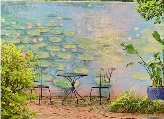 1233 Perkins Rd, Baton Rouge, LA 70806