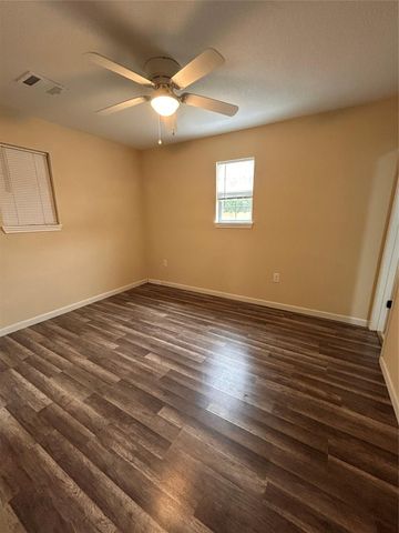 6807 Foster Street B, Houston, TX 77021