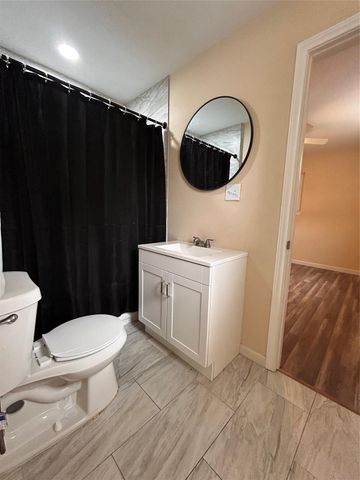 6807 Foster Street B, Houston, TX 77021